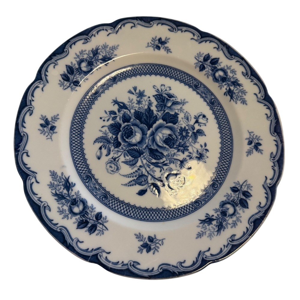 7 Vintage Blue Rose Fine China Scalloped Dinner Plates Blue White Floral Japan